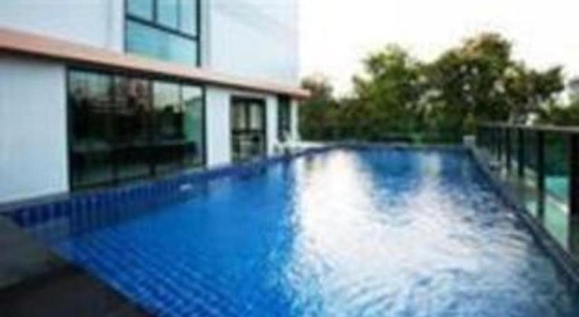 B2 Hotel South Pattaya Ngoại thất bức ảnh